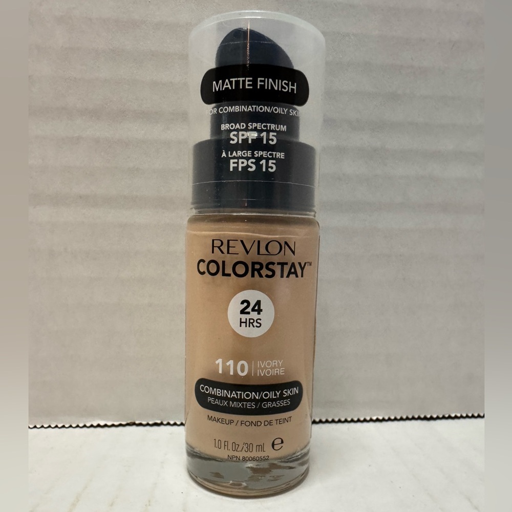 Revlon Colorstay Liquid Makeup 24hr SPF15 Combination/Oily (1oz/30mL) #110 Ivory